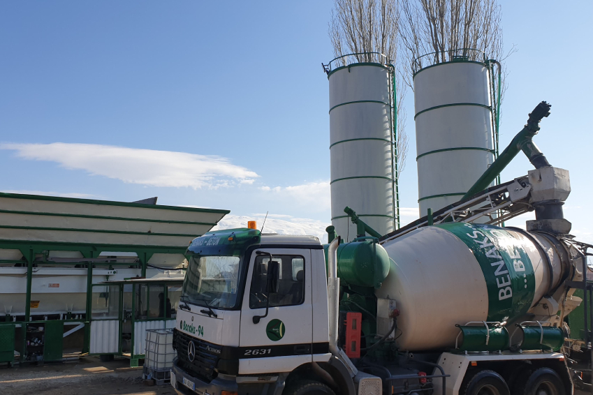 Benaks 94 – Lider në Minerale & Ndërtim